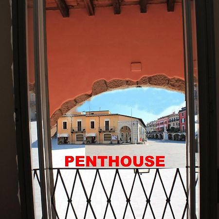 Appartement Desenzanoloft Stars In A Main Square à Desenzano del Garda Extérieur photo